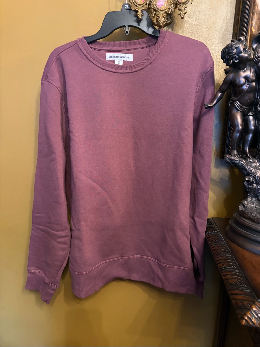 Amazon Essentials Crewneck Sweatshirt in Mauve